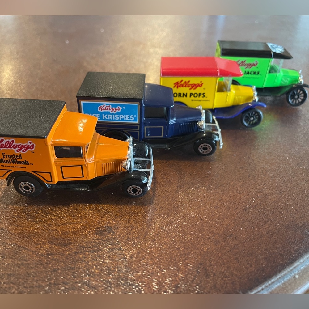 Vintage Kellogg’s Cereal Matchbox 4 Trucks